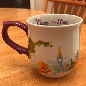 Disneyland Mug- Features seven princesses castles